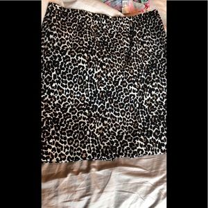 Leopard skirt